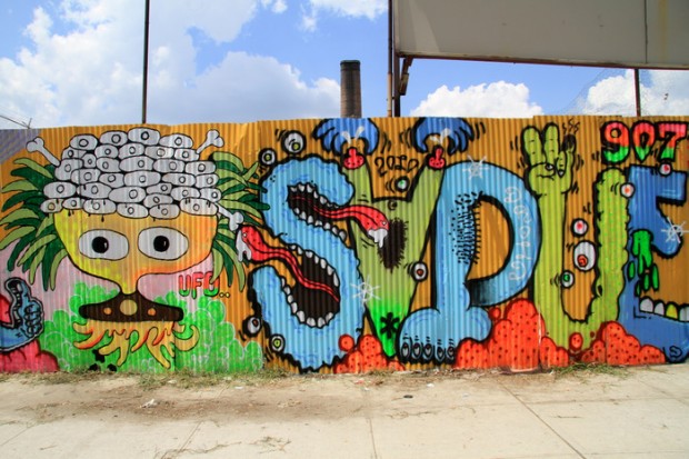 907 ufo sadue graffiti brooklyn nyc