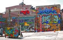 3771086192_d8a153909d_z